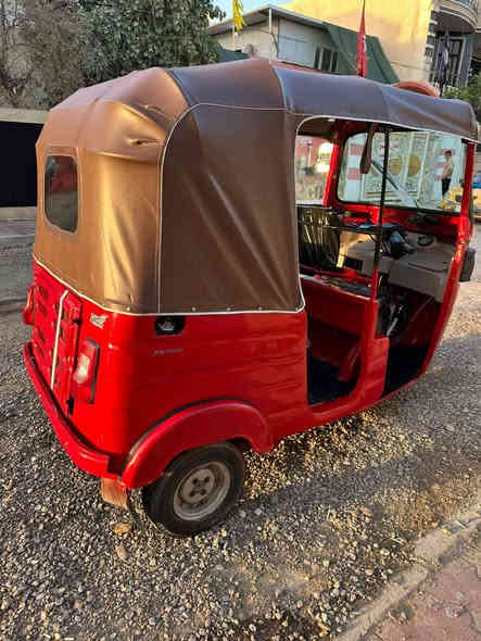 السلام عليكم تكتك البيع موديل 18 شهر 12 بيه دوسات تعبانه والتكتك بيه معجون وبيه فطر با جامه قفله 3و800  اوراق 
 المصطفى ورقه والجمارك6
***********
