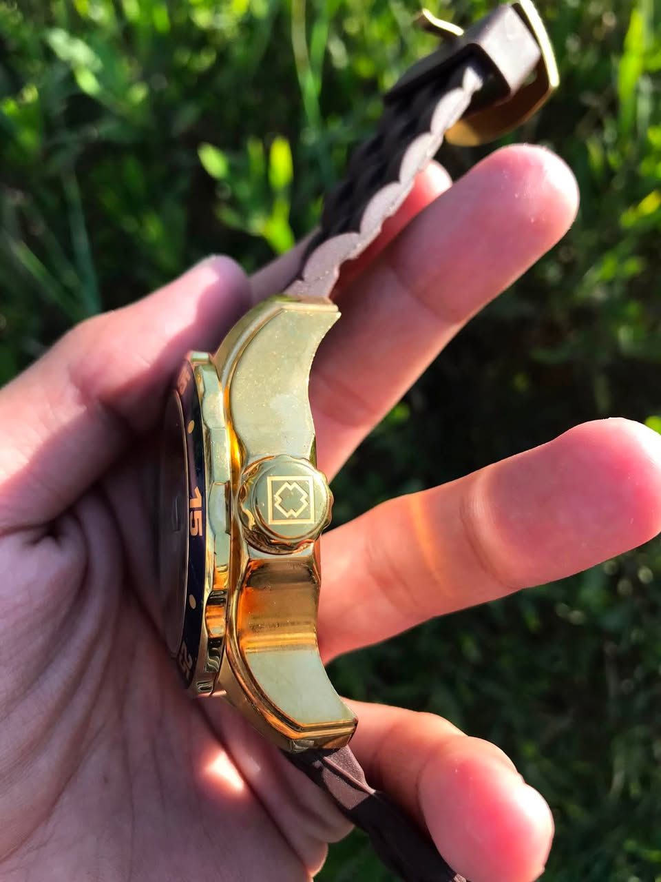 تحيه طيبه للجميع.
انفيكتا// invicta
سويسري اصلي قديم 
اربع اميال GMT دولي
نافذه لعرض التاريخ // رنك دوار 
السير مستبدل // نظافه عاليه 
السعر ٦٥ الف // توصيل موجود


**إذا كنت صاحب هذا الإعلان وتريد حذفه لأي سبب، رجاءا أرسل رسالة إلى الدعم الفني**