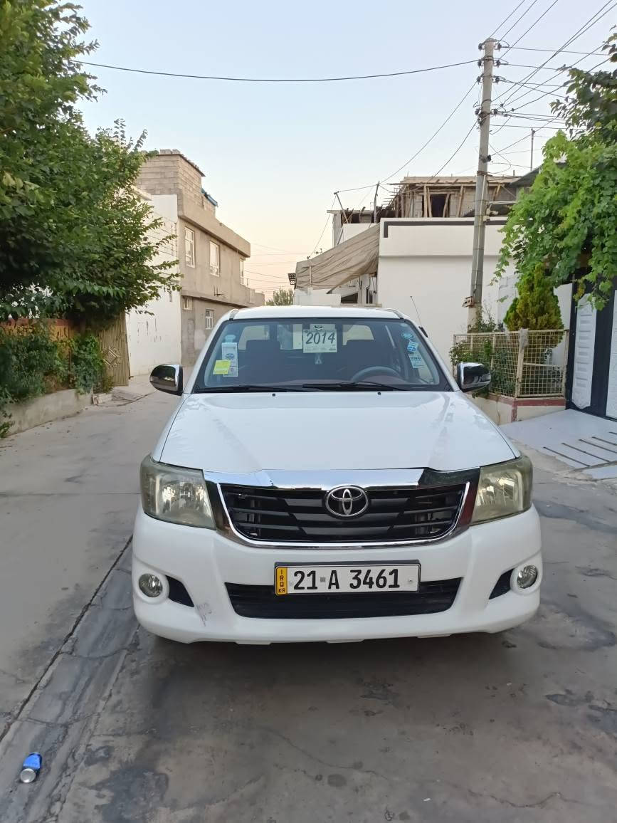 مەرزێە مۆدێل2010سعودی ناوسور
مە کینە بجوکە گێڕو مە کینەی نە کراوە تەوە بەشەرت فیتر
سه نەوی تازە
شاشە ئای پاتە تاقمە تاێە ی تازەێە
پارچە ڕە شە لەسەر ساقی قرجێکی بجوکی هە ێە 
سەێارە کە باقێاتی جوانە هەموو گێانی بە زمان دە فرۆشم ماڵی دۆستە
سعری120گەڵا
ژم***********
***********شوێن سیدسادق السليمانية, العراق
