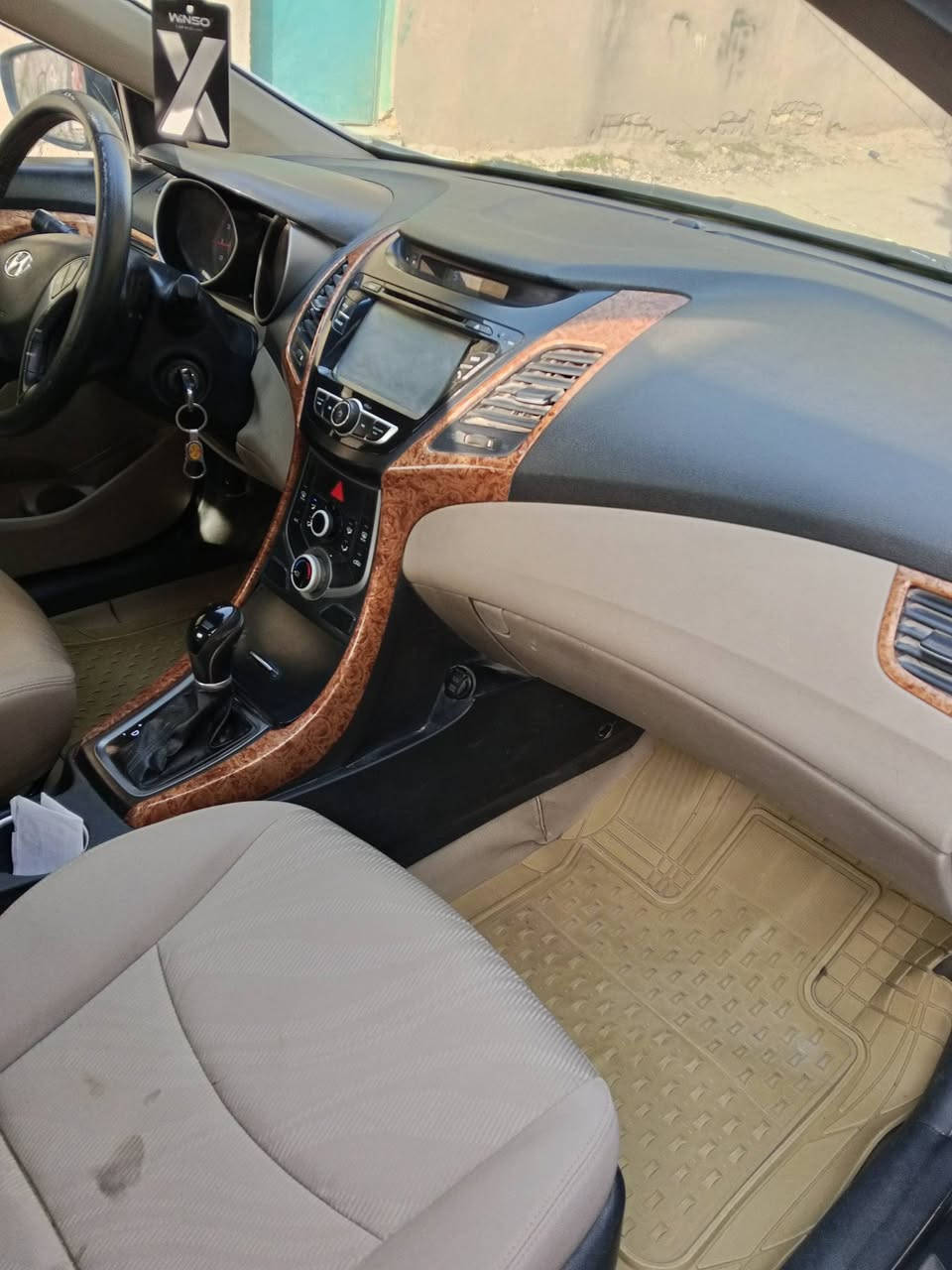 ا
النترا خليجي موديل 16
فول عدا البصمه جلخ مابيها 
صبغ بنيد ونص جاملغ اثر حرق بدون حادث 
محرك 1800
بابل 
السنويه تنتهي ب سنه ال 28
السعر 125 وبيها مجال بسيط
***********
