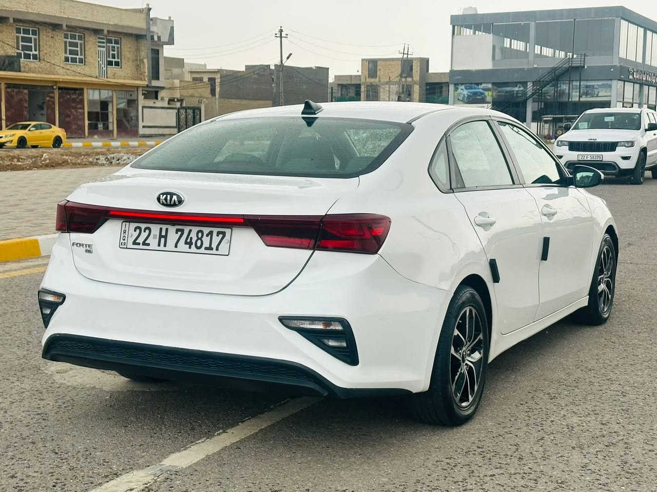 السلام عليكم 

للبيع

كيا فورتي  123 ورقة وبيهة مجال 

موديل 2020 استخدام بنية الله شاهد 

وارد أمريكي - كلين تايتل بدون ايرباك بدوون حادث 

مكينه 2000دوش / كير  ate  بلادي  كلشي بيهة بلادي

المواصفات 

مكاني بغداد الكرادة  / ارخيتة 

***********

