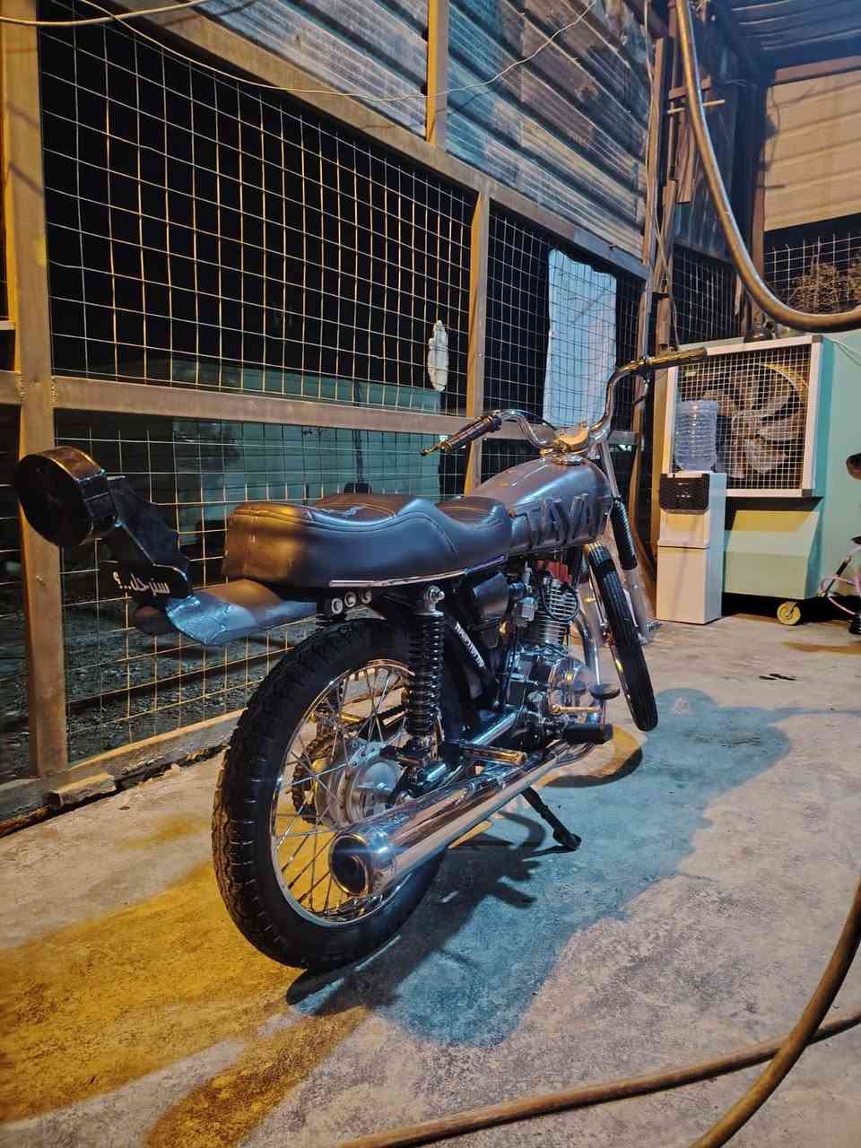 سلام عليكم لبيع  او مراوس بكامله حته لو كلك مكينه 22 ما مفتوح بيه برغي ولتانكي عوزه بس صبغ انه مكمله معجون وتنعيم وصبغت اول قاط وضل قاط واحد الون الي عجبك صبغه ولدراجه اوراقه ضايعه رقم شاصي وبليته موجودات مكاني سماوه مركز


**إذا كنت صاحب هذا الإعلان وتريد حذفه لأي سبب، رجاءا أرسل رسالة إلى الدعم الفني**