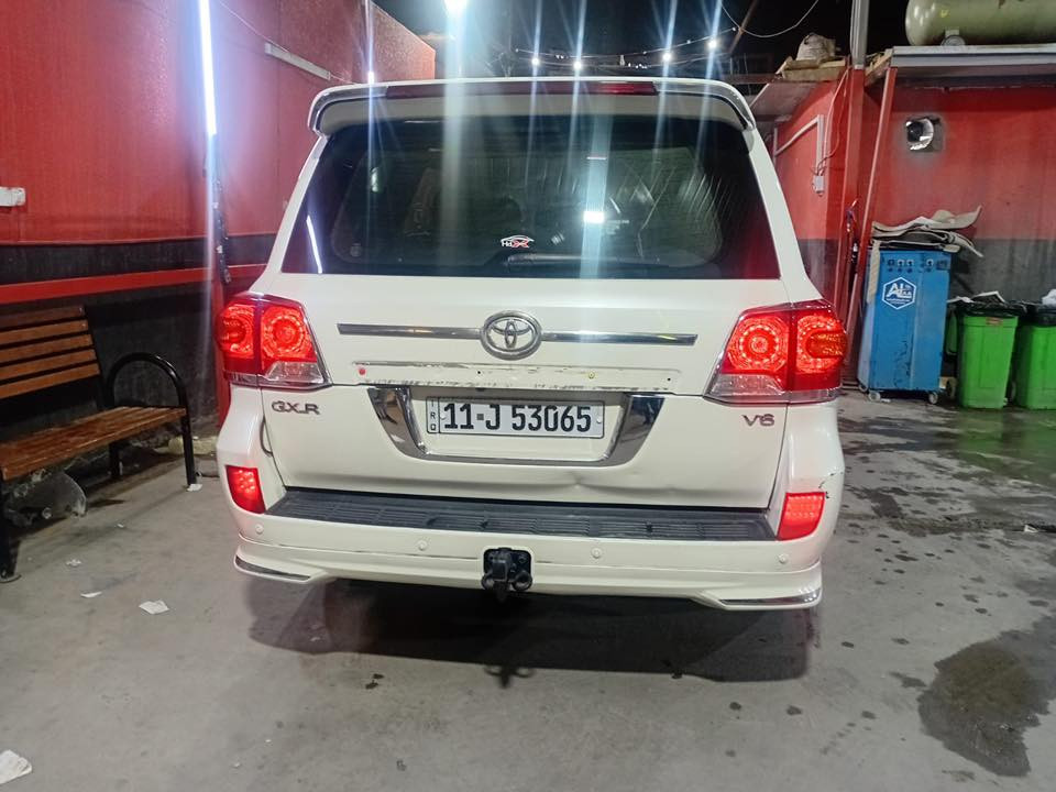 للبيع لاندكروزر GXR 2013 فطيم خليجي ساز
سيارة استخدام شخصي، نظيفة جداً وترايها يخبل وجاهزة للفحص

🚗 6 سلندر بنزين – رقم بغداد (مشروع وطني)
📍 ممشى 163,000 كم حقيقي.

المواصفات الكاملة:
✔️ فتحة سقف
✔️ فوزويل
✔️ أبواب بصمة
✔️ مقاعد جلد
✔️ كرسي سائق كهرباء
✔️ إشارات بالمراي
✔️ جام أوتو
✔️ ليتات زينون
✔️ تبريد ثلاث مناطق
✔️ ثلاجة
✔️ تحكم ستيرن
✔️ تايرات جدد

🟢 السيارة نظيفة كلش ومناقصها شي
🔹 بيها جاملغ الأيمن وبنيد فقط (شي بسيط)

💰 طريقة البيع:
السيارة ماخوذة أقساط من معرض بالبياع
واصل شدتين ونص
الباقي شده ونص
اللي يريد يشتريها يكمل الباقي أقساط 500$ بالشهر

💵 السعر نقداً: 35,000 دولار

السيارة جاهزة للفحص بأي مكان 👌
مكانها حي الجهاد 
📞 للاستفسار: ***********
