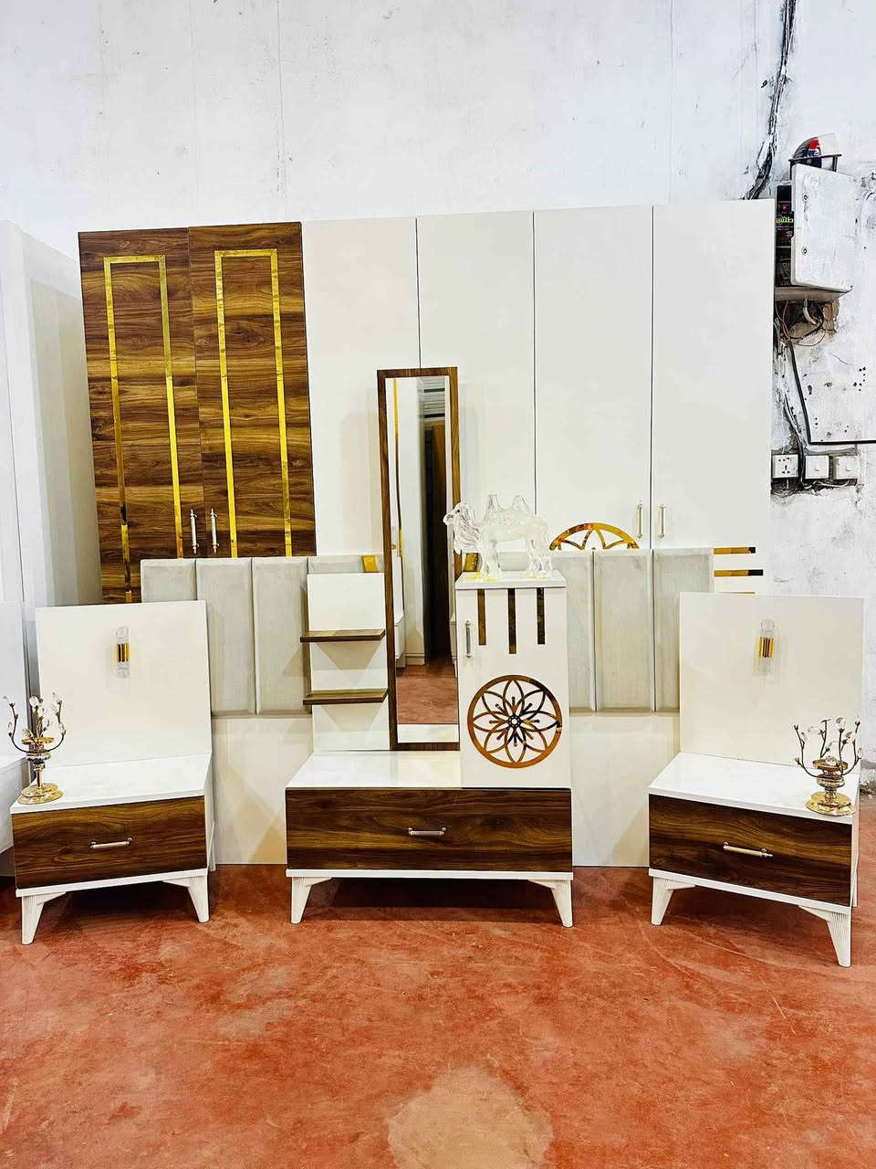 💎🔥 غرفة تركي مستخدم – 6قطع كاملة 💎
💯 نظافه 100% |  نظام أبواب مرتبه 
💸 السعر: 500 قفل
🪛 شد مجاني + 🚚 نقل مجاني داخل بغداد 
#يوجد.انواع الغرف خاص بغداد, العراق


**إذا كنت صاحب هذا الإعلان وتريد حذفه لأي سبب، رجاءا أرسل رسالة إلى الدعم الفني**