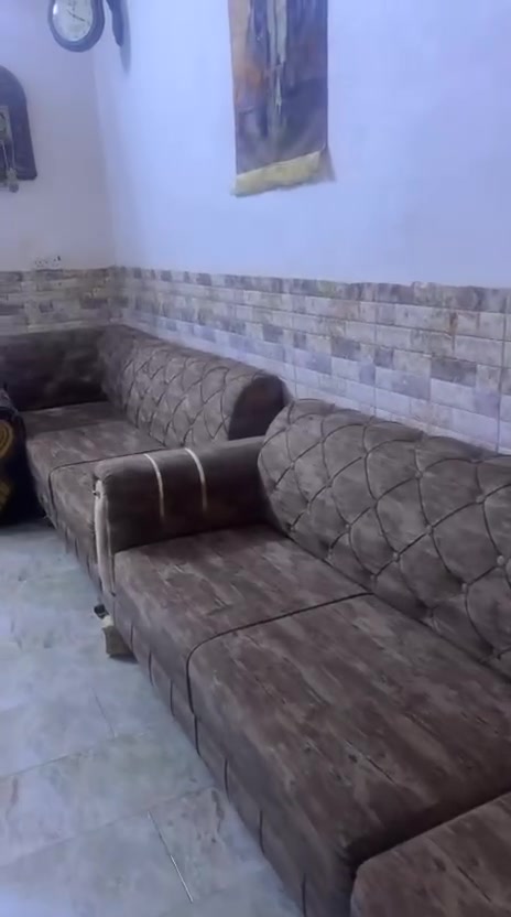 السلام عليكم تخم للبيع مكانه كربلاء شارع السيده زينب قرب مدرست القزويني عمود ٩٥ شراي يصل عل رقم مكلف بل نشر هذه رقم صاحب التخم *********** ابو سجاد
