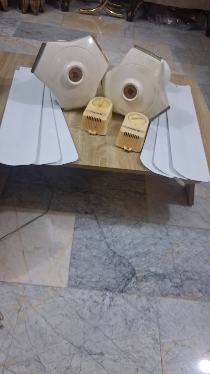 بس الله الرحمن الرحيم
مراوح نشنال وساحبه ياباني اصلي بلاديات نضيفات جدا وراديو مسجل سلفر ياباني نضيف جدا وشغال ساعه ياباني ستزن نضيفه جدا
للاستفسار والسعر على الخاص.بغداد.بلديات


**إذا كنت صاحب هذا الإعلان وتريد حذفه لأي سبب، رجاءا أرسل رسالة إلى الدعم الفني**