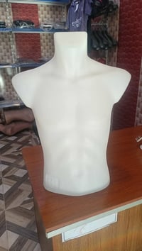 عارضه ملابس • استاند ملابس • علاقة ملابس • عرض ملابس • حامل ملابس