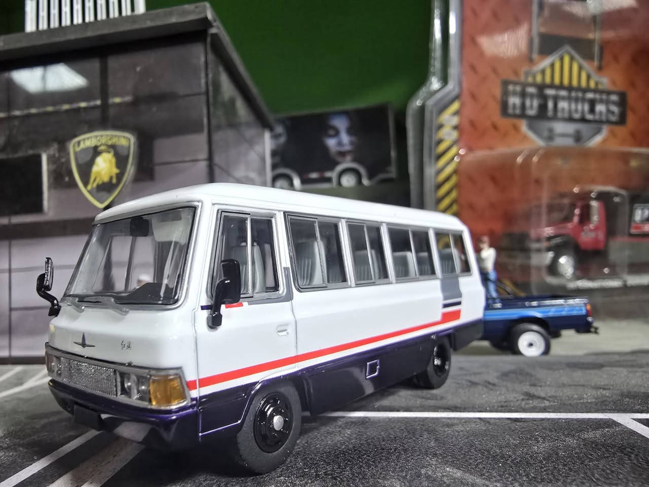 كوستر مااعرف نوعها ٦٤ التفاصيل يم  احسان تاتلس


**إذا كنت صاحب هذا الإعلان وتريد حذفه لأي سبب، رجاءا أرسل رسالة إلى الدعم الفني**