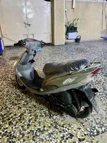 سلام عليكم ماكس منغولي للبيع دراجه كامله سلف هندر كيجات دبلات كهربائيات كلهه شغاله مكينه نامعه مامفتوحه كفرات بلاديات ختم واحد شلعه ومعدل خير من الله السعر ٥٥٠ مكاني البلديات
***********
