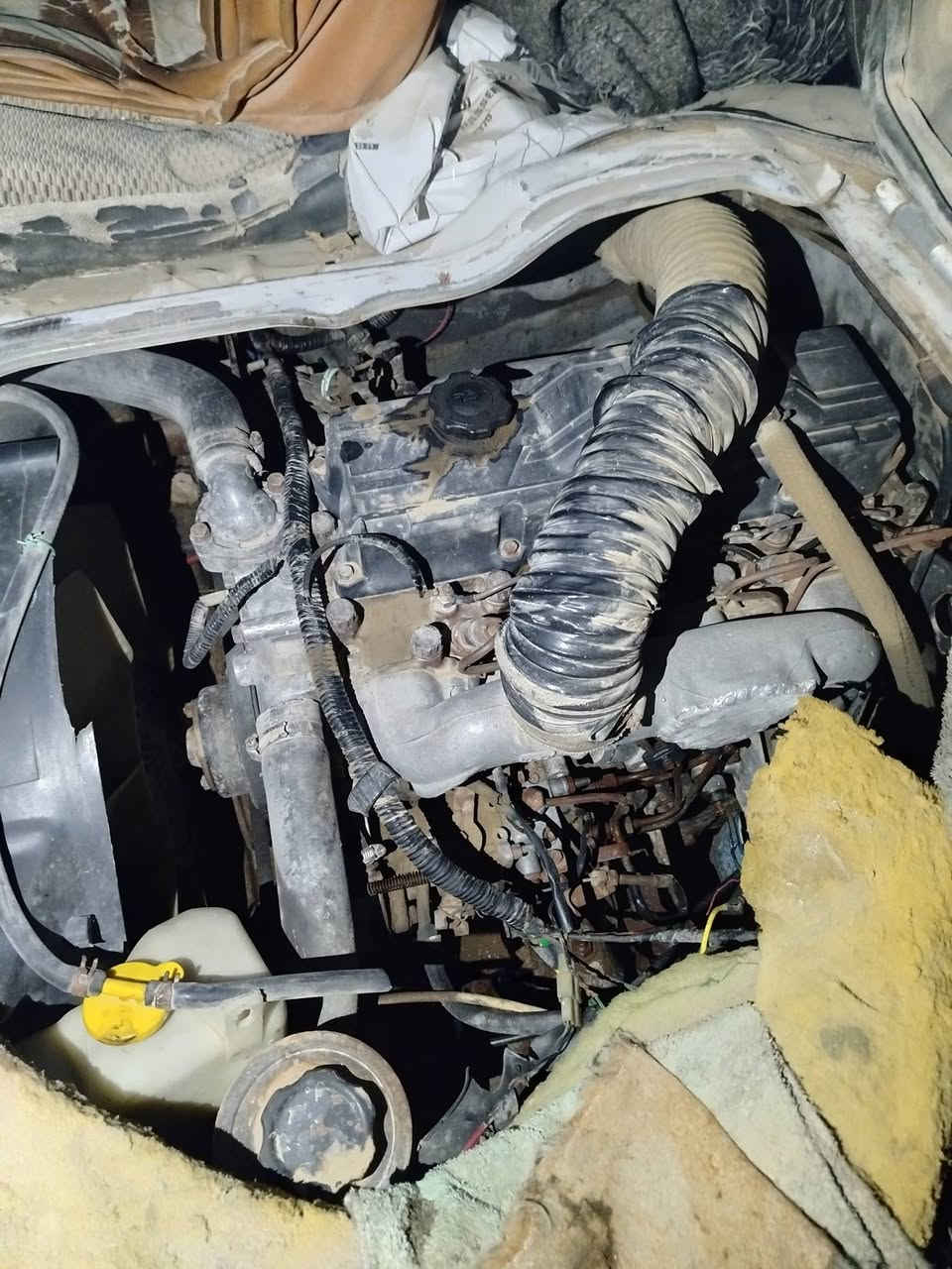 ألسلام عليكم كيا بورسلان موديل 2007السعر 35وبيه َمجال ***********
