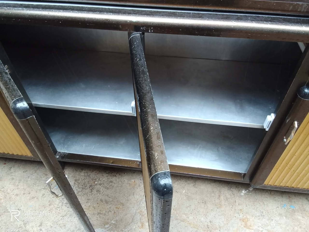 كاونتر مترين نص نظيفه حيل 
العنوان كراج شمال 
السعر 200 وبيها مجال


**إذا كنت صاحب هذا الإعلان وتريد حذفه لأي سبب، رجاءا أرسل رسالة إلى الدعم الفني**