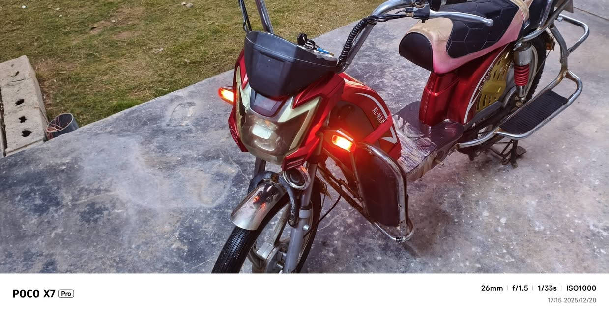 السلام عليكم متاح هاي الدراجه بطاريات صار 4اشهر من اشتريتهن السعر 300وبيه مجال قليل***********
