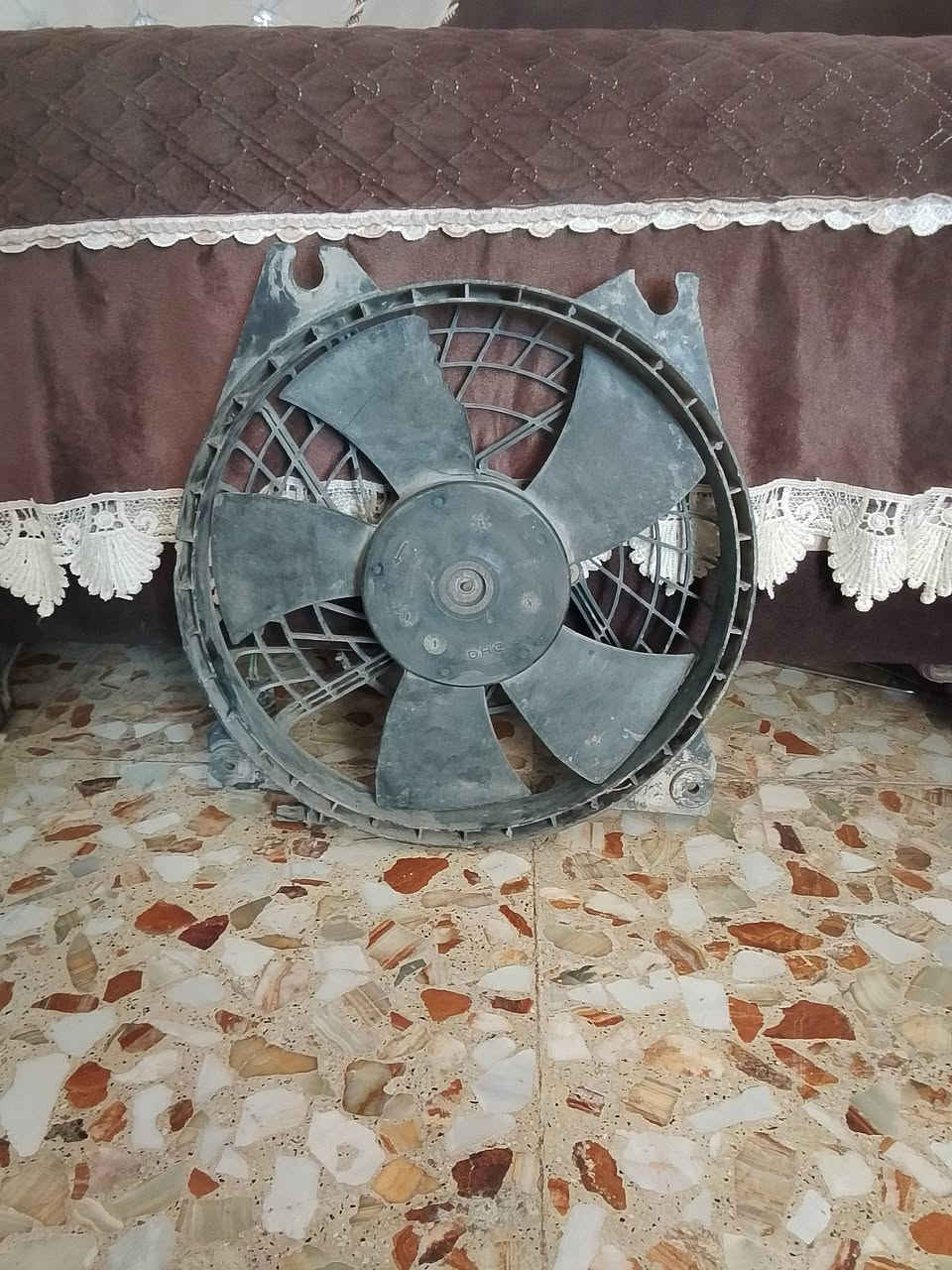 سلام عليكم مراوح تبريد ومال محرك سرعتين جنبي ناصيه عله الفحص ***********
