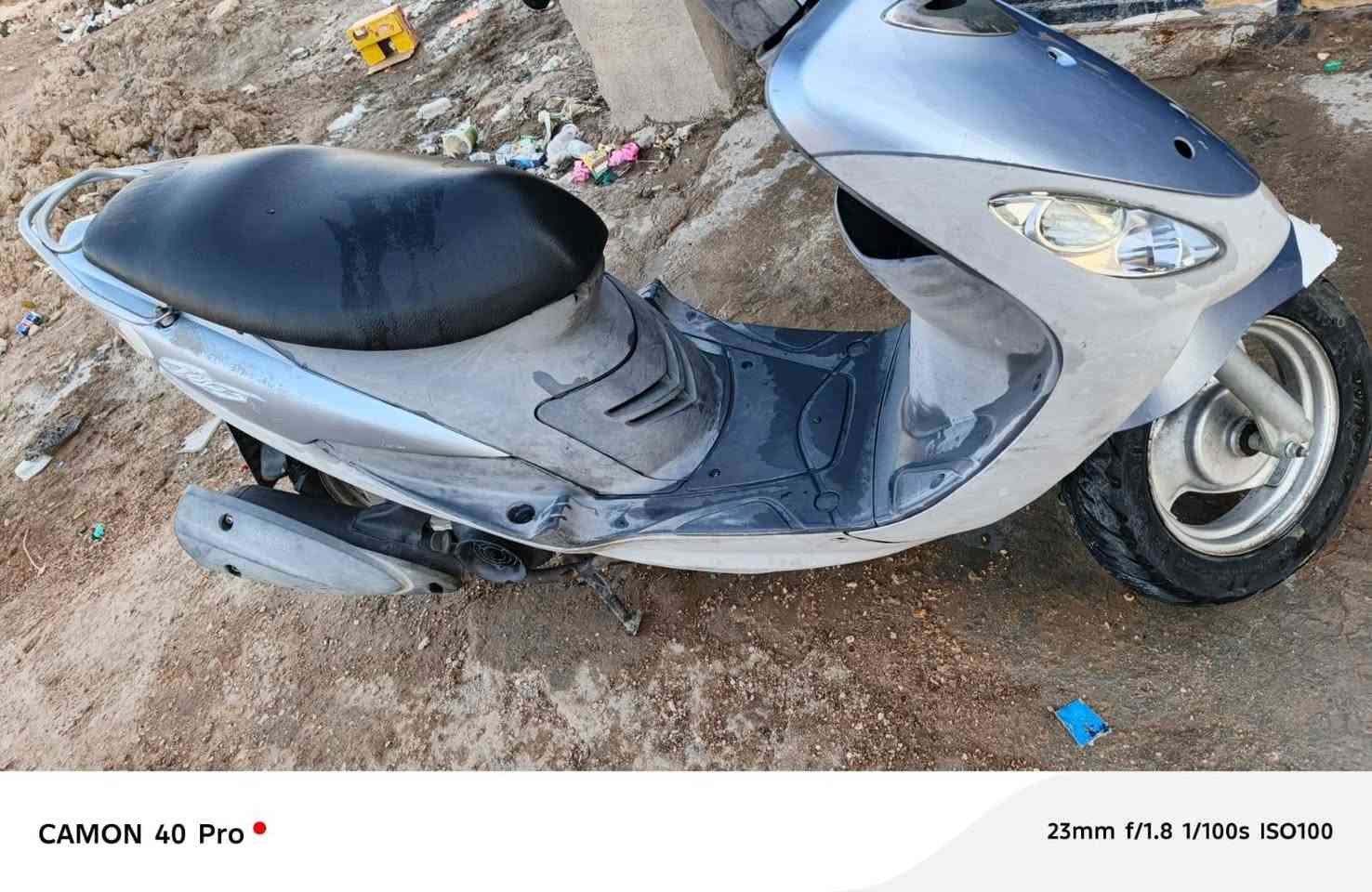 السلام عليكم 
دراجه ماكس منغولي ختم واحد شرط برغي ما مفتوح بيهه 
شراي اتصل بيك خير ودلل سماوه ***********
