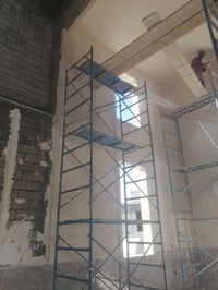 كادر لباخين • جص • مسطرة