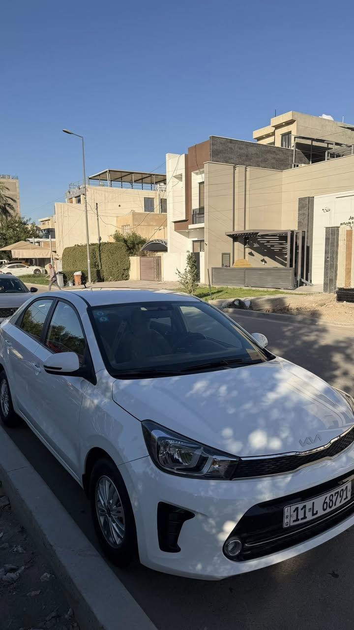 السلام عليكم كيا بيكاس للبيع
٢٠٢٤ خليجية 
٤ سلندر 
تحكم ستيرن 
شاشة 
كامرة
بروجكترات 
جام اوتو 
سياره ماشيه ١٩ الف كيلو فقط 
يوجد قطعه صبغ اثر طخة خفيفه جدا 
مكانها بغداد اليرموك وسعرها ١٠٨ 
***********
