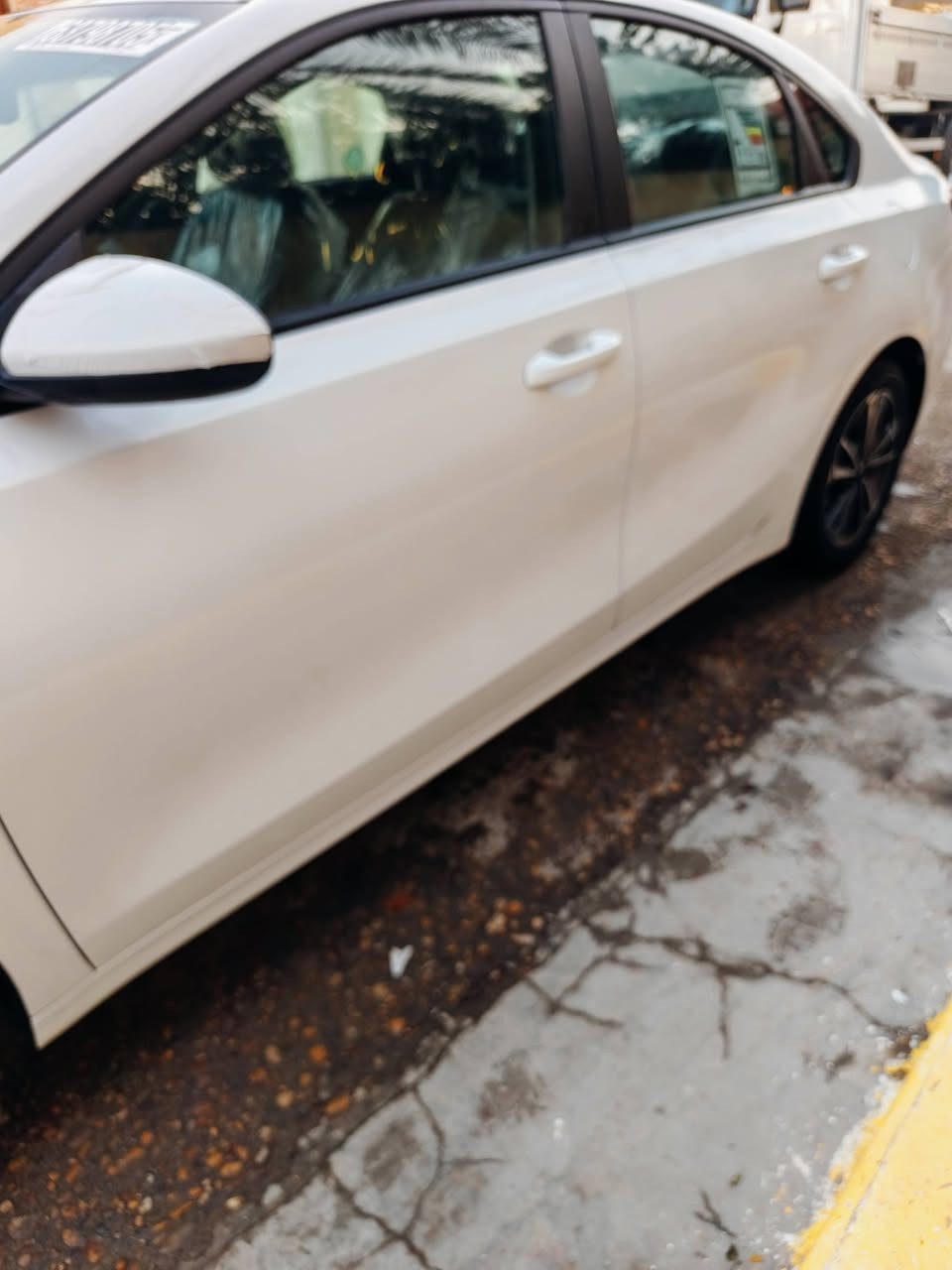 السلام عليكم 
فورتي للبيع موديل ٢٤ 
وارد امريكي 
السياره بدون حادث 
تقرير غرق ١٠٪؜
موصفات نص فول Lx
ماشيه ٧٦ ميل 
السياره جديده وخير من الله
رقم بغداد شهداء وكاله عامه لمشتري  
رارد امامي 
Abs
تحديد مسار 
مكان السياره ميسان 
***********
***********
صور امريكا مرفوقه بلمنشور 
السعر ١٥٨ وبيها مجال قليل
