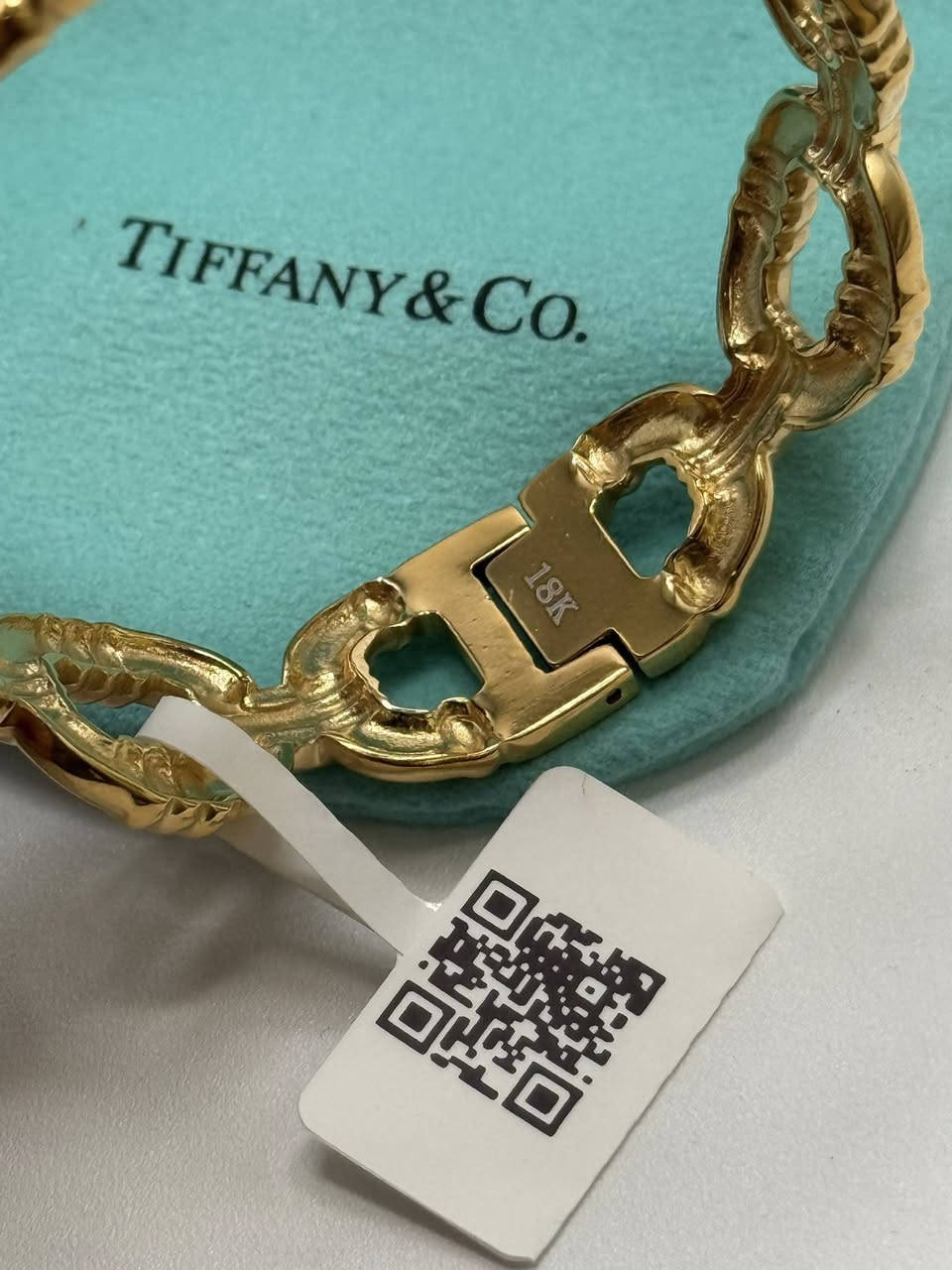 سوار ماركة tiffany امزون مختوم 18k
يوجد توصيل كافة محافظات العراق


**إذا كنت صاحب هذا الإعلان وتريد حذفه لأي سبب، رجاءا أرسل رسالة إلى الدعم الفني**