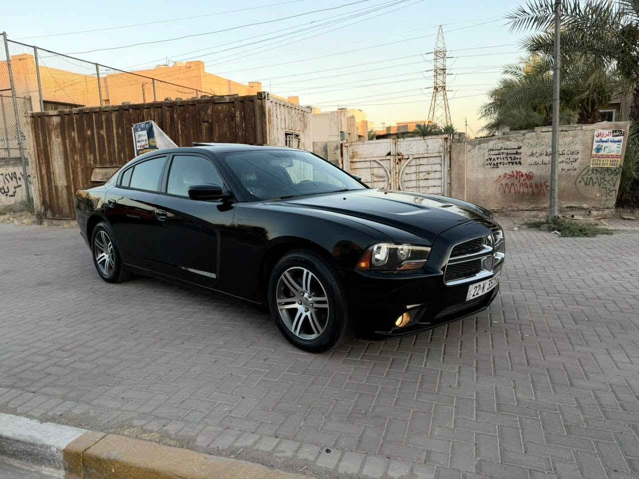 السلام عليكم 
جارجر 2014
محرك 3600
كفاله بدون ظربه بدون ايرباك بدون اي شي عده شبر صبغ و تعديل بارد مكانين 
مواصفات 
سلايت
كير طياره 8 نمر 
شاشة جبيره 
عينه 260
كير مكينه بشرط 
شباب السياره مصروف عليه 15ورقه جاهزة من كل النواحي 
تخم تايرات اربع دبلات جدد حداديه امامي خلفي  
تبريد منضومه كامله كمبريسر جديد و فريز و راديترات 
بوليش و نانو سيرامبك كامل حته منظومة زنون مدى بعيد 
سياره مو مال خط استخدام شخصي صارف عليهة و مرتبهة الي 
مكاني بغداد
***********
