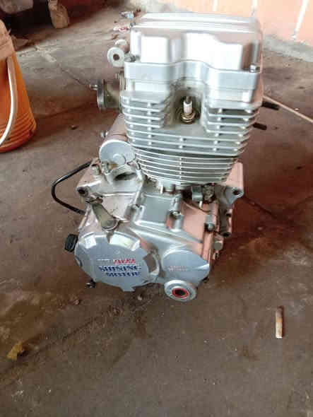 للبيع مكينه موديل 2022مكفوله شرط عل فحص مكان بابل جبله ب 150بيه مجال
