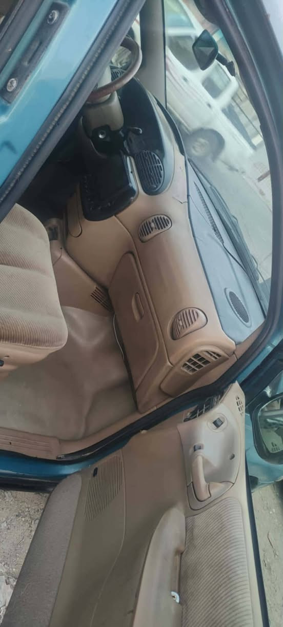 للبيع فقط دوج كليزر شرط تحويل كير محرك كامري شرط موديل ٩٦ رقم  موبيل *********** كركوك, العراق
