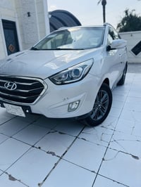 توسان ٢٠١٣ • امريكي بدون حادث • شاشة كاميرا