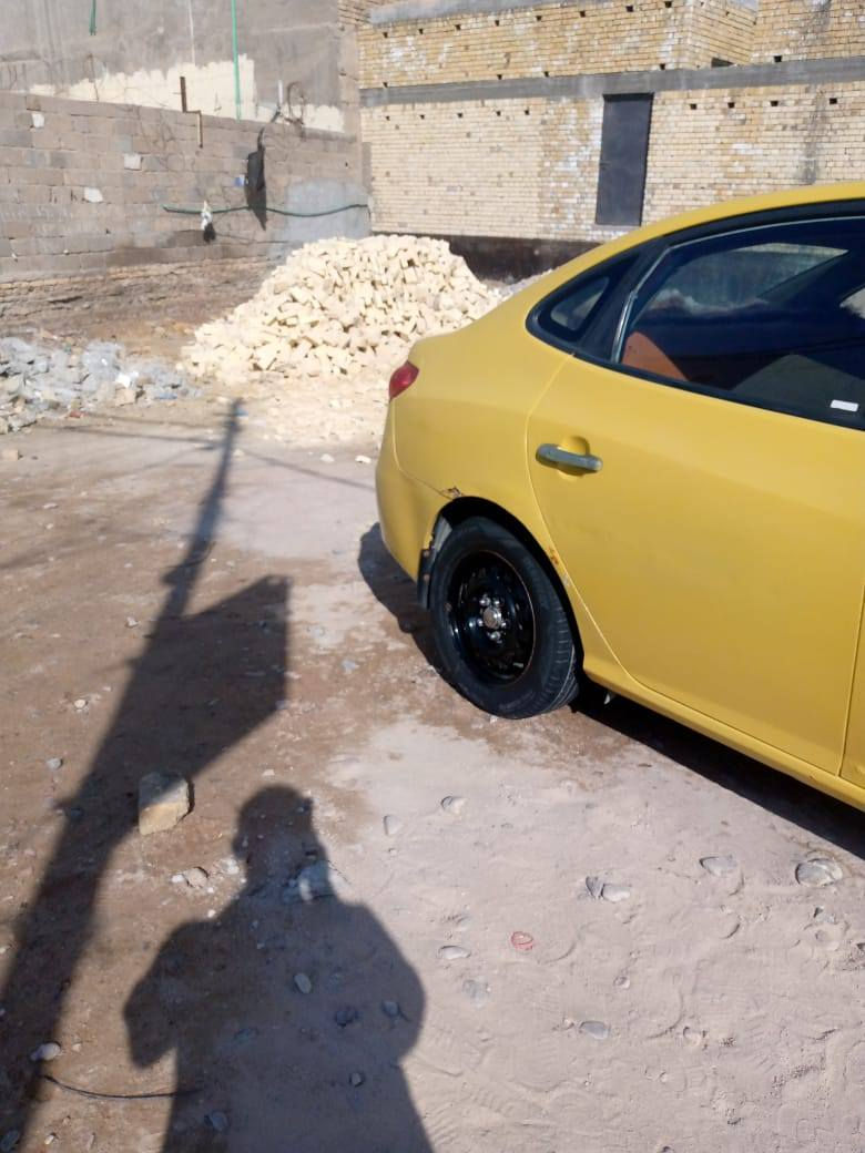 السلام وعليكم النترا صابونه 2008 وارد امريكي ضربتها جاملغ خلفي مكينه جديده كير جديد منظومه تبريد جديده حداديه نص عمر تايرات نص عمر  السياره مصبوغه لون اصفر العنوان البصره رقم ذي قار ألماني باسم ابن عمي بل بصره
 السعر 80 ورقه وبيها مجال 
للأستفسار *********** مكينه 2000
