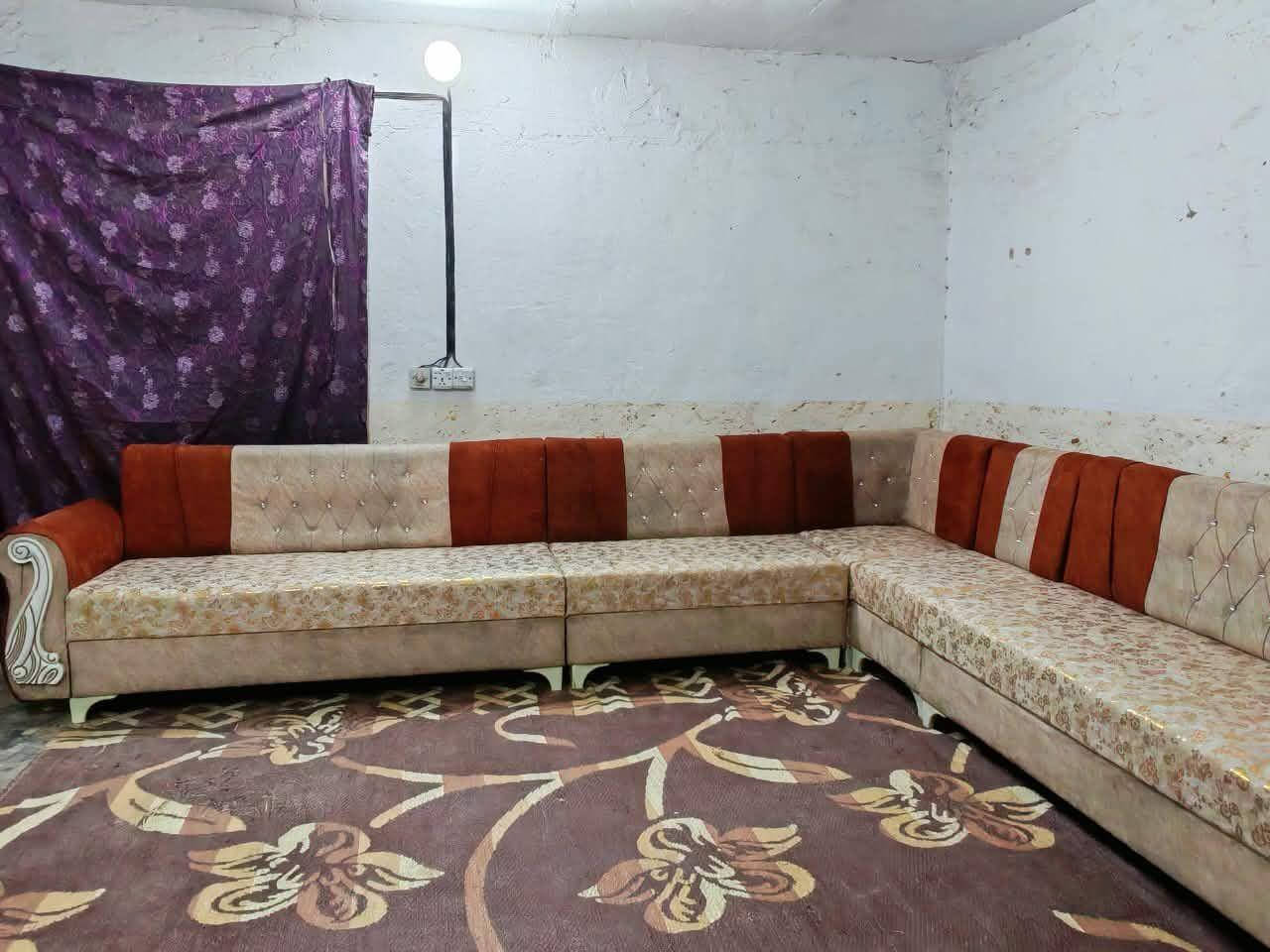 ديوان 10 مقاعدتزكام  نضيف حيل مابي اي ضرر سعره 225 وبي مجال مكاني كاظميه يوجد توصيل بكروه *********** يوجد واتساب بغداد, العراق
