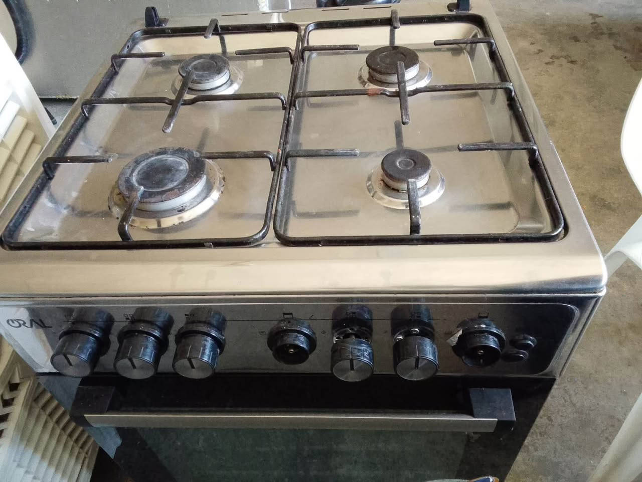 تەباخی خاوێن بێعەیب و بێکێشەو گڕی جوان بەس شوشەکەی سەری نەماوە نرخی گونجاو سلێمانی السليمانية, العراق


**إذا كنت صاحب هذا الإعلان وتريد حذفه لأي سبب، رجاءا أرسل رسالة إلى الدعم الفني**