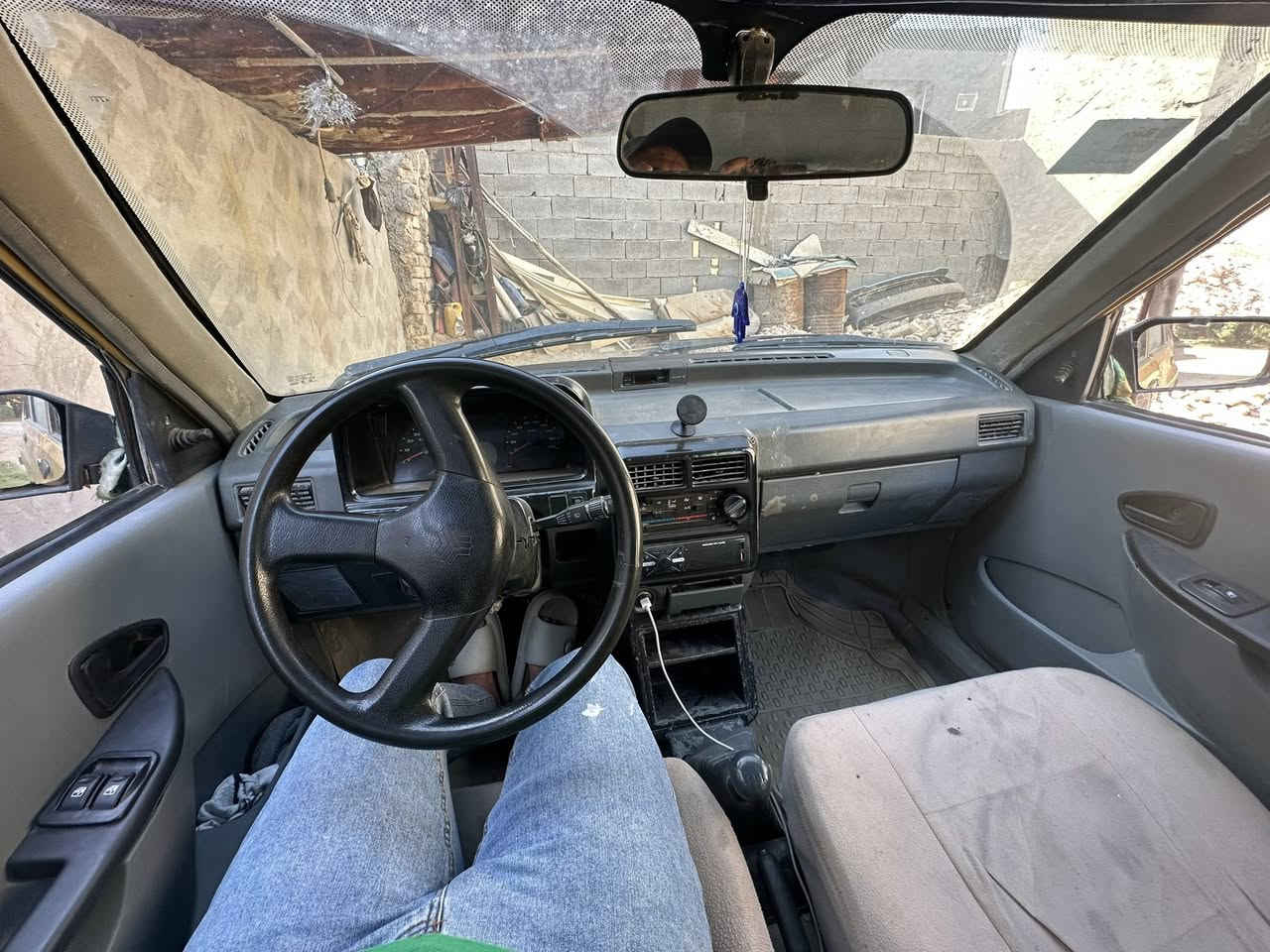 للبيع او مراوس سايبا موديل 11سياره جاهزا من كير وحداديه ومكينه حلوه لا خربطه ولا شي كهربائيات سياره كلها شغاله وبلاديه سنويه ل30 هيئه وغرامه مصفره داخلها نضيف شواصيها بيدي مشتغلهن قبل شهرين حداديه قبل سبوعين شادها دبلات خلفيه جديد سياره مال تكسي جاهزا 
مراوسسسسسس او بيع سعرها 22 مكاني حله مركز 
متواجد ع خاص 
*********** بي واتساب
