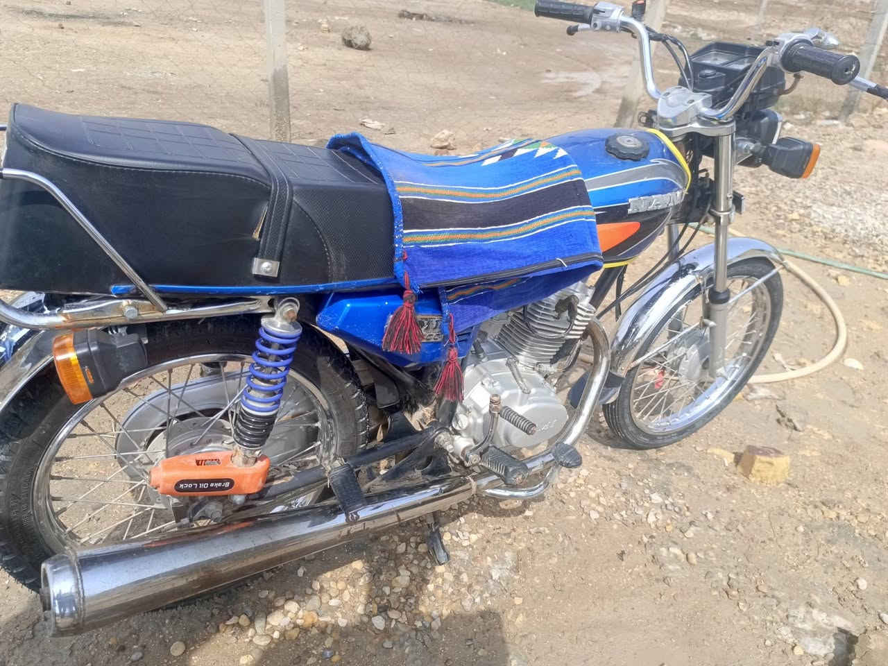 السلام عليكم شلامجه 24 كلك كلك كلك اتكفل حكومه وعشائر وسرقة
500 وبيها مجال
***********
