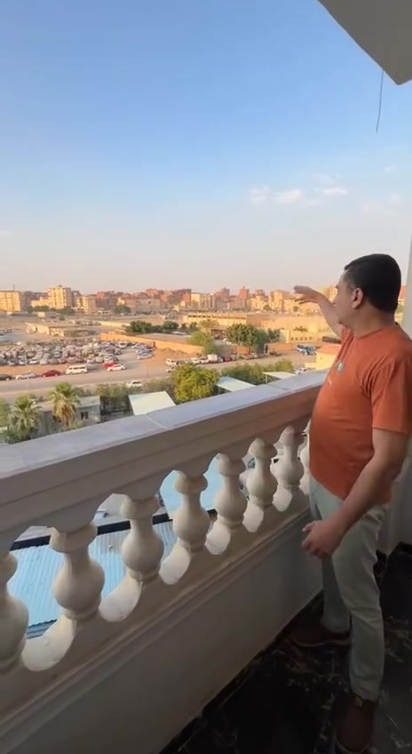 🌿كود243شقه للبيع 🏡 فيو مميز جدا 😉👌🏻مطلوب مليون500 كاش بدون عفش لو حضرتك حابب تخدها بالفرش سعرها 2مليون جنية كاش💰
مساحتها 140 متر 📏 
✨الشقه مكونه من:
- 3 غرف نوم في منهم غرفه مفتوحه علي الريسبشن 
- رسيبشن كبير🛋️
 -  ومطبخ🍳
- حمام🚿 
- وبلكونه 🌇🛣️
الشقه دور ثالث اسانسير شغال لحد الباب🚪
✨المرافق 🫢
 مايه 💧
كهربا🔌
العنوان
مدينه نصر خلف قسم تالت
ارقامنا لتواصل 📞

01147282160 📞

01031173525 📞

01062885245 📞
#مع_الصخرة_خد_فرصتك_واشتري_شقتك
#الصخرة
#استثمار_عقاري
@أبرز المعجبين


**إذا كنت صاحب هذا الإعلان وتريد حذفه لأي سبب، رجاءا أرسل رسالة إلى الدعم الفني**