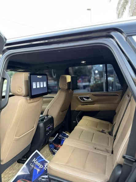 ⭕️للبيع تاهو برامير 2022⭕️
ماشية 99 الف
محرك 5300cc v8
ضامن المنصور خليجي
3 شاشات اصلية
بانوراما 
مقاعد جلد 
شحن لاسلكي 
جنطة كهرباء
كشنات جهتين كهرباء
جكات 
فور ويل 
داتا شو
5 كامرات
وبقية المواصفاات مال برامير معروفة فول للاخير✅

⭕️السيارة مغلفة من الصفر ⭕️
 ((مكفولة كفالة عامة من الصبغ والتبديل والفتح والبارد والشخط))
كير ومكينة كفالة 🕹️
والسيارة جديدة بمعنى الكلمة استخدام شخصي 💢

— السعر 557 ورقة وبيه مجال — يعني 5 شدات و57 ورقة
مكان السيارة بغداد / شارع فلسطين📍
للاستفسار : *********** 🔸
