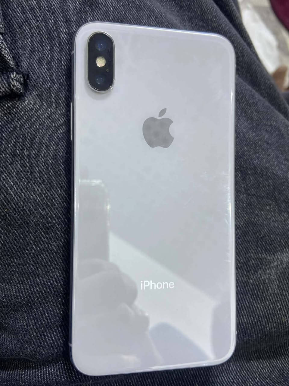 سلام عليكم شباب عندي هذه جهاز آيفون اكس عادي نقصه فقط شاشه وتخطي جهاز كامرات صوت تكنيك كل شي شغال. شرط الفحص سعر 60 مكاني بغداد مدينه الصدر ***********
