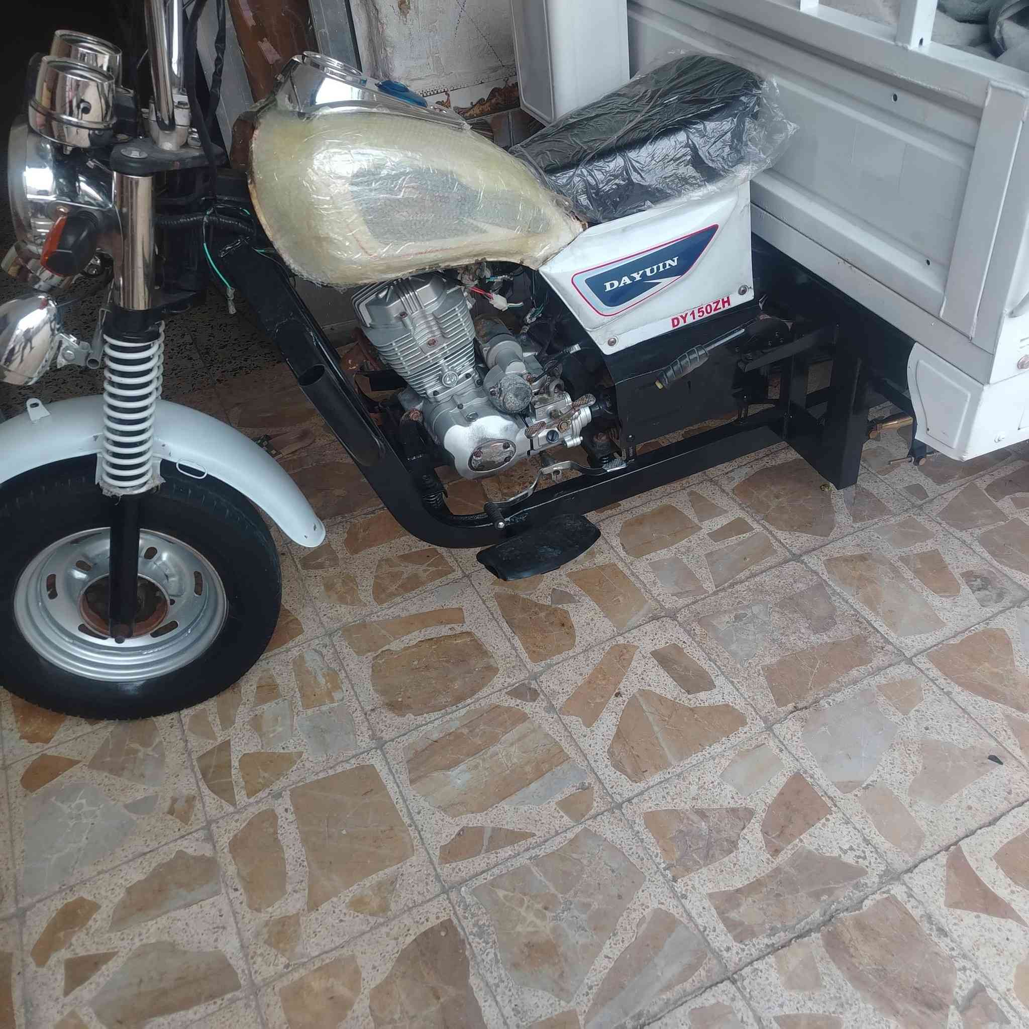 السلام عليكم ستوته للبيع موديل 20 تهم عمره كلها شغاله ناصريه مركز مو شرا ي لا يراسلص*********** اوراقها وكيل
