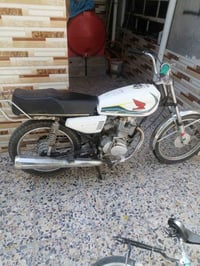 دراجه البيع بدون وراق ب 500 تصل علئ رقم وتدلل 07746310228