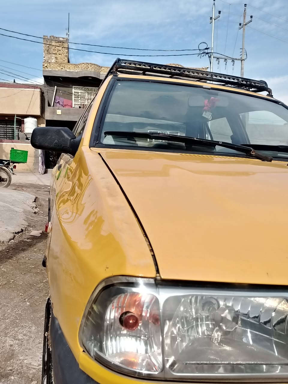 سلام عليكم سايبه مديل 12 رقم بابل انكليزي  مصفره هيه وغرمات شرط قد مرور سعر 30 
***********
