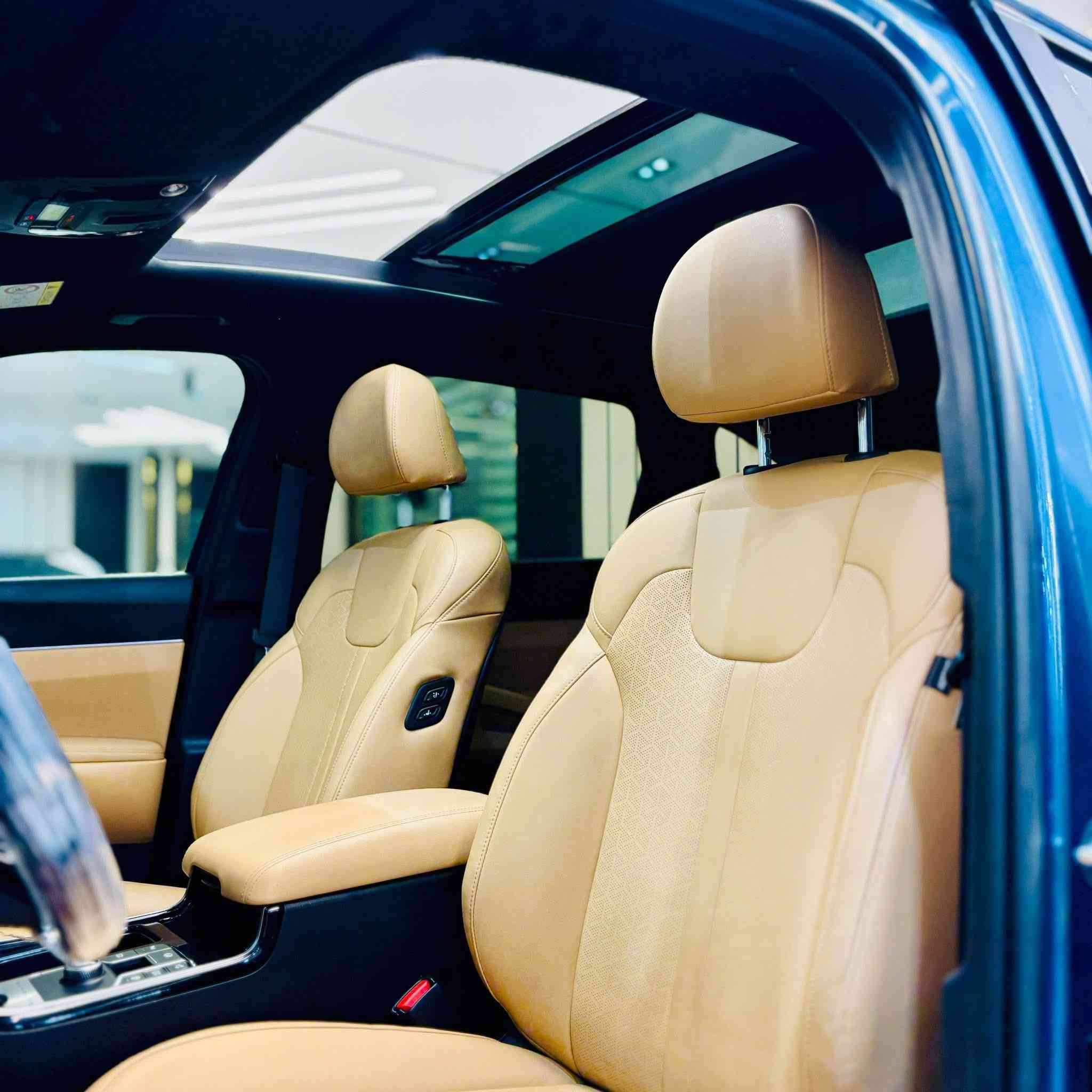 🚙💙 عرض نهاية رمضان على سورينتو موديل 2022
استلام فوري من معرض الكابتن

🌤️ بانوراما | 🛋️ جلد فاخر | 🪑 6 مقاعد | 💺 كراسي كهرباء + تسخين + تبريد
🚙 دفع رباعي | ⚠️ نقطة عمياء | 📸 كاميرا خلفية | 📡 حساسات

🚗 جاهزة للاستلام فورًا

📞 للاستفسار والحجز:
01090577062

🏢 معرض الكابتن – خبرة أكتر من 25


**إذا كنت صاحب هذا الإعلان وتريد حذفه لأي سبب، رجاءا أرسل رسالة إلى الدعم الفني**