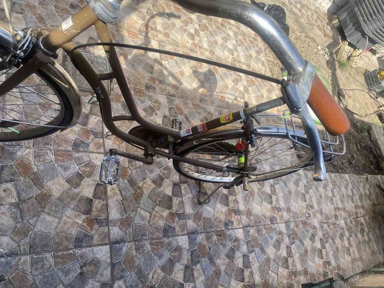 مرحبا 
باسكل للبيع نضيف سعره 70 بي مجال مكان ابوغريب شهداء


**إذا كنت صاحب هذا الإعلان وتريد حذفه لأي سبب، رجاءا أرسل رسالة إلى الدعم الفني**