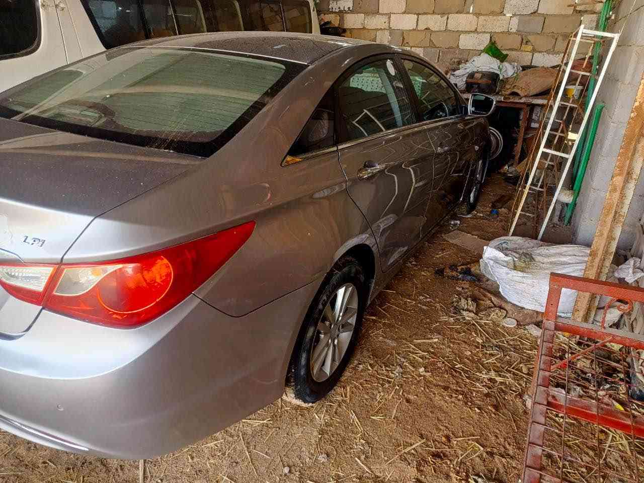 سوناتا موديل ٢٠١٤ وراد كوري مكفول من ضربه ماينكفل من صبغ سياره حلوه وجاهزه محرك ٢٠٠ دوش سنويه ٢٠٢٩ تنتهي محرك كير حداديه حلوه سعر ١١٠ وبيه مجال قليل اني مكلف بنشر هاذا رقم راعيه*********** عنوان البصره دور معمل ورق البصرة, العراق
