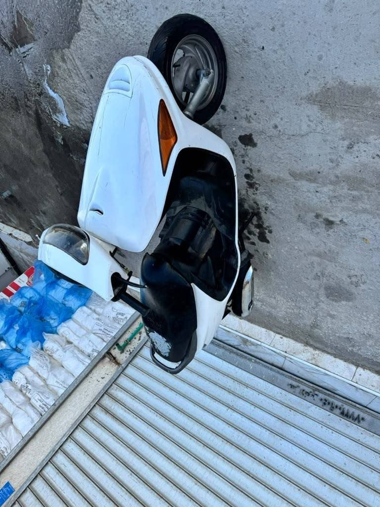 للبيع فراشة نثيه
جاهزه من كلشي محرك برقي ما مفتوح
كهربأيات كامله من كلشي
الدراجة كفالة السعر 450 مكاني ابي الخصيب باب سليمان علا طريق الساحل رقمي ***********
