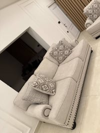 صوفا • أثاث منزلي • صالون