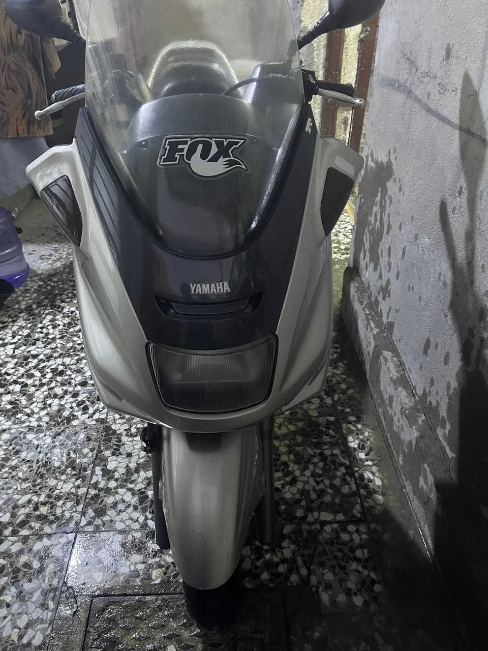 سلام عليكم لبيع ماجسته 140دراجه جديده واذا برغي مفتوح بلمكينه مالته والكلجات مالته اني خصارايشي الله شاهد تخم تايرجديد دراجه ايشي مناقصه السعرمليون و100بيه مجال ***********مكان دوره
