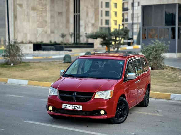 دوج كرفان { 2013 } 🇺🇸
فول مواصفات فقط كشنات مخمل
كير محرك صدر تخم تاير جديد ستوني شادهن اتعد بيهن
كلش جديده السياره ومناقصها برغي
رقمها بغداد دولي بسمي راح اذكر مواصفات السياره الي ميعرفها

🟥 ابواب كلها كهرباء 
🟥 6 جامات كهرباء 
🟥 كشنات كهرباء 
🟥 شاشه كبيره 
🟥 تحكم ستيرن جهتين 
🟥 فرس وسطي بل سقف + شاشات عرض
🟥 تبريد 3 قطع
🟥 تشغيل عن بعد 
🟥 بيها منضومه زنون من تشغل عالي يطلع الصبح 🌞

حادثها 4 قطع شاصي دواخل لغد قماره تكم مكفولات
📍عنوان السياره بغداد حي جهاد 
السعر 💵137 وبي مجال
📞هـ ***********
