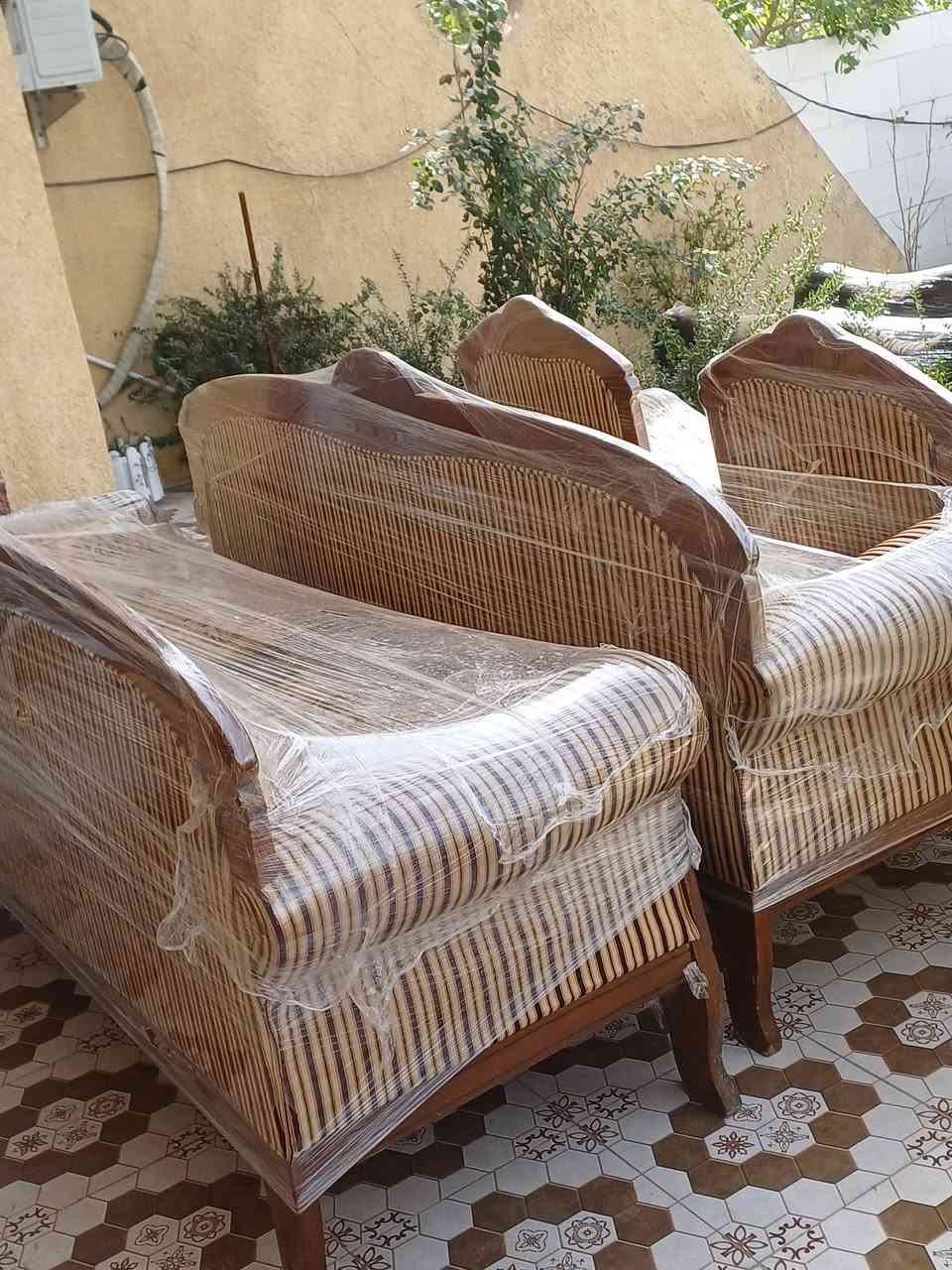 وصول حاويه جديده تخم وديوان طبلات ميز طعام العنوان بابل البكرلي خط النفط ***********
