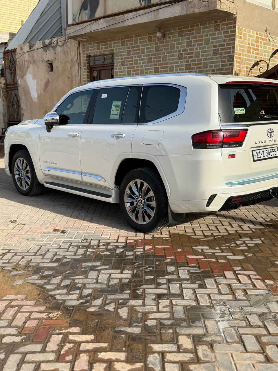 لمتدد 2024 VX تنفس طبيعي ساز ماشية اربعة الاف فقط سيارة زيرو اخر دفعة دخلت للعراق بشهر العاشر مغلفة بالكامل ppf ب٢٨ ورقة رقم مميز مفكولة من الشخط والرصعة والضربة كفالة عامة مكان السيارة سماوة اليحب يستفسر عن السعر يراسلني ع واتساب أو يتصل ***********
