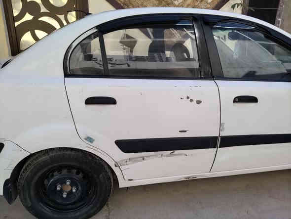 ريو بغداد 2009 نظيفة محرك حجم 1400 بيه منظومة غاز سيارة كاملة كل نقص مابيه بيه باب خلفي اليمنه مبدل تبريد ثلج سعر 80 ورقة مكاني السيدية موبايل ***********
