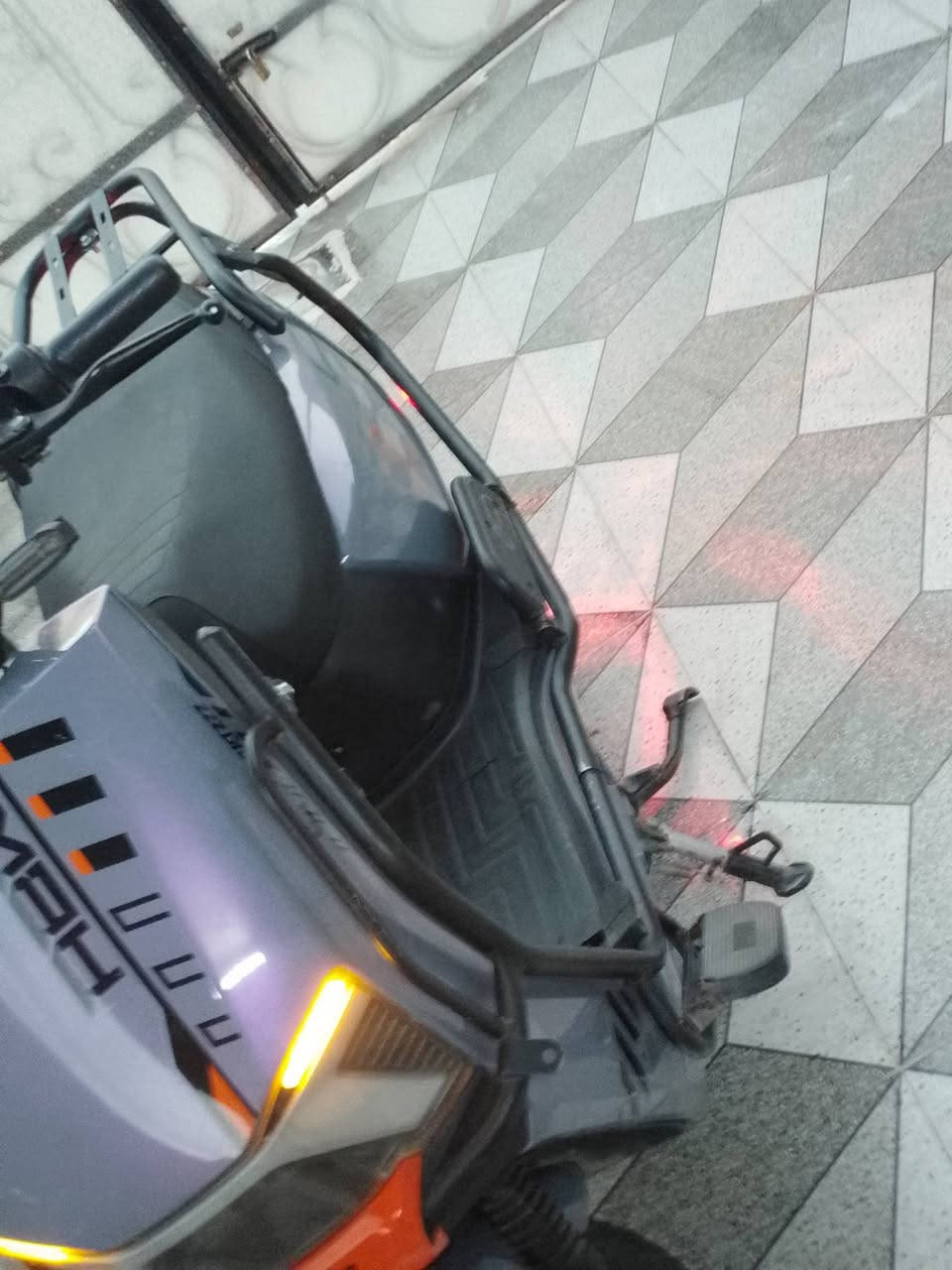 ماطور ABRشحن للبيع السعر 550 وبي مجال مستعجل على بيعتو


**إذا كنت صاحب هذا الإعلان وتريد حذفه لأي سبب، رجاءا أرسل رسالة إلى الدعم الفني**