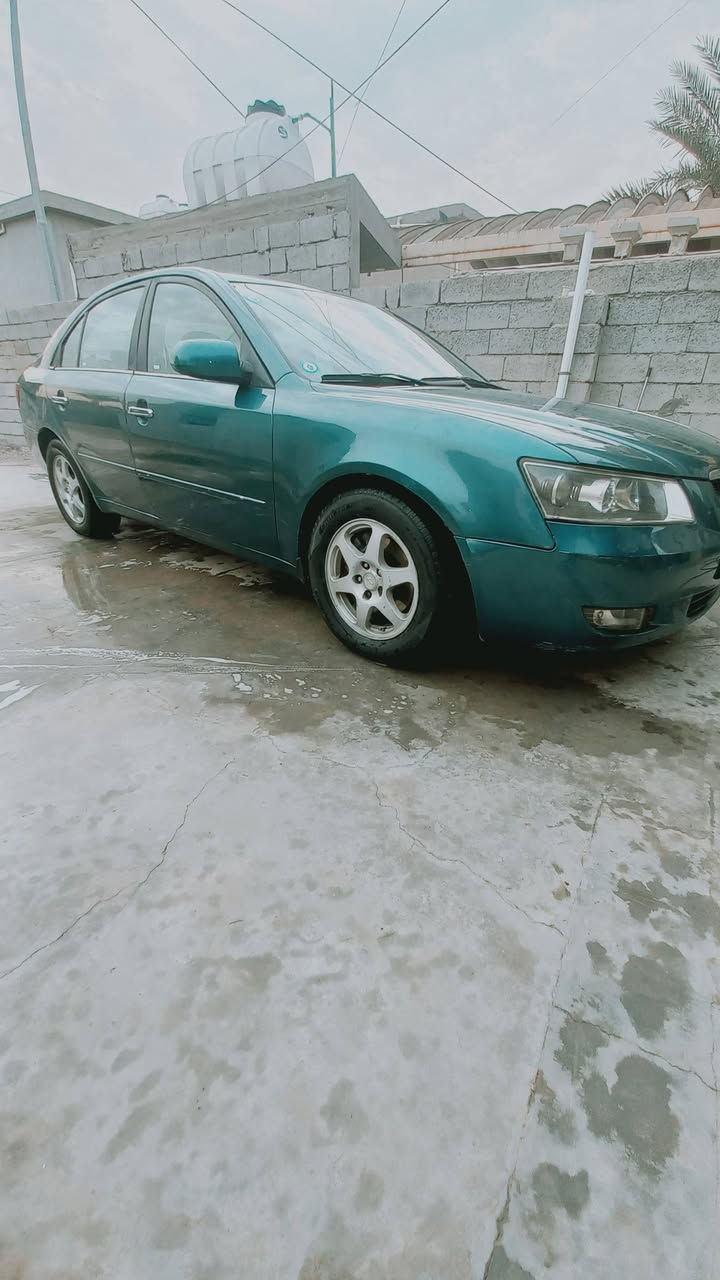 بيع مستعجل وترهم مراوس  سوناتا مقدس بغداد بأسمي رقم انكليزي ٢٠٠٦  محرك ٣٣٠٠ وارد أمريكي مصبوغه عام اثر جراد درجه اولى كير محرك صدر امامي خلفي كهربائيات كلة تمام فتحة سقف سلايت كهربائيات شاشه كامره خلفيه السعر٧١$ قفل  المكان بغداد بسمايه خارج المجمع اتصال ***********
