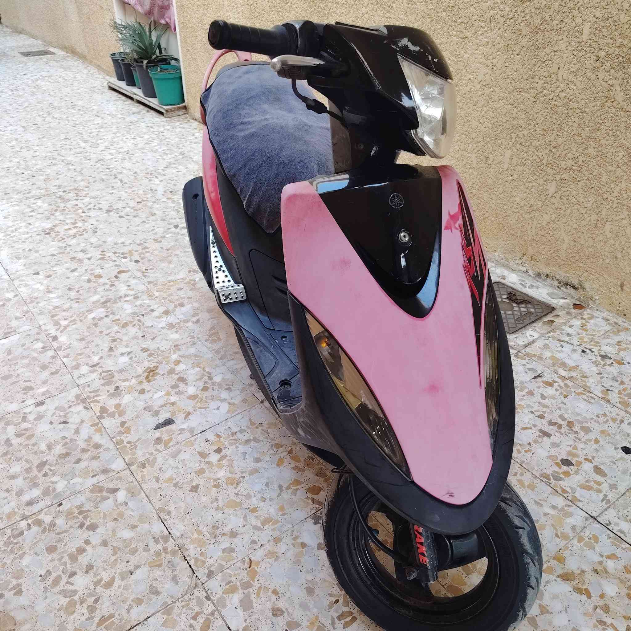 دراجه للبيع دراجه رمبه لون مميز الستفسار اتصال على الرقم *********** 👍👋
